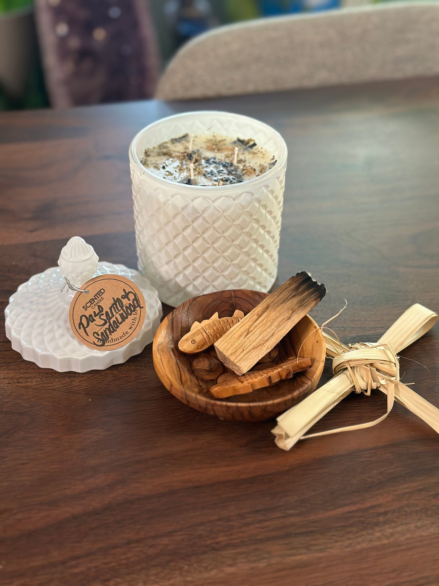 Palo Santo & Sandalwood candle