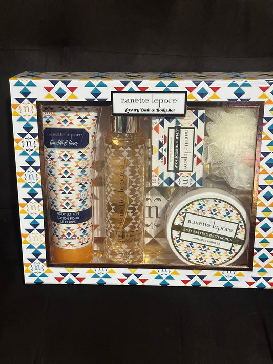 Nanette Lepore perfume set